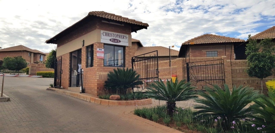 To Let 3 Bedroom Property for Rent in Olympus AH Gauteng