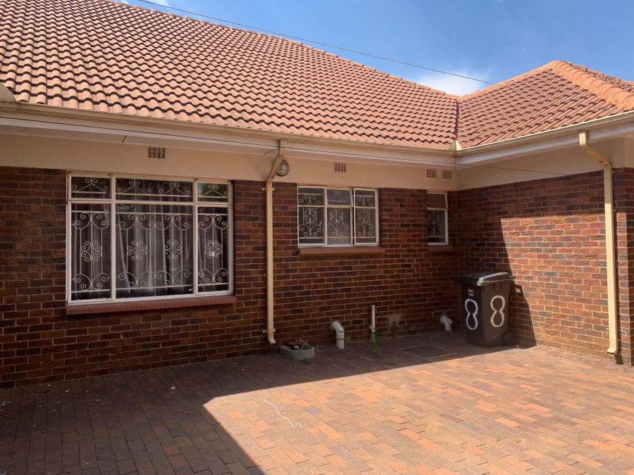 4 Bedroom Property for Sale in Bramley Gauteng