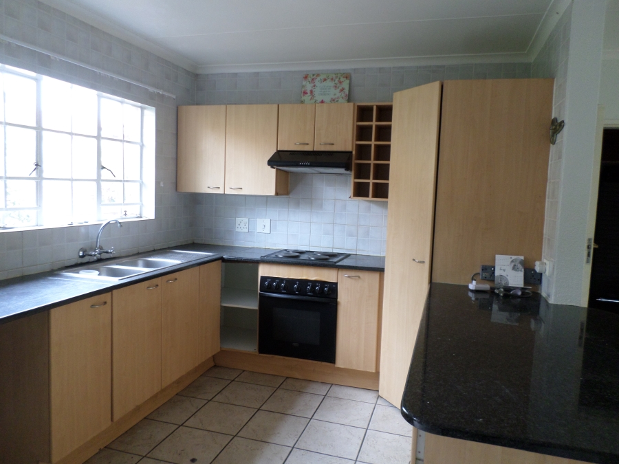 To Let 3 Bedroom Property for Rent in North Riding Gauteng