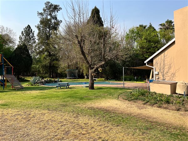 4 Bedroom Property for Sale in Bryanston Gauteng