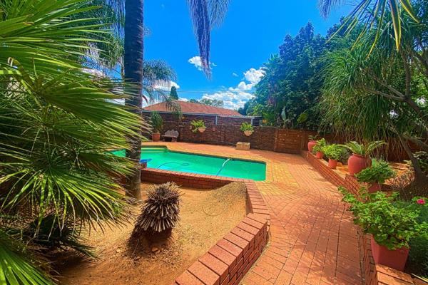 4 Bedroom Property for Sale in Theresa Park Gauteng