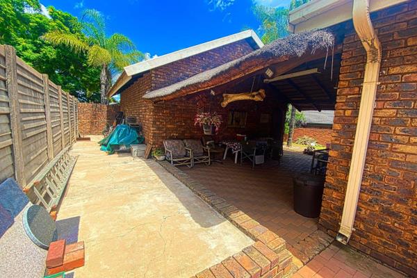 4 Bedroom Property for Sale in Theresa Park Gauteng