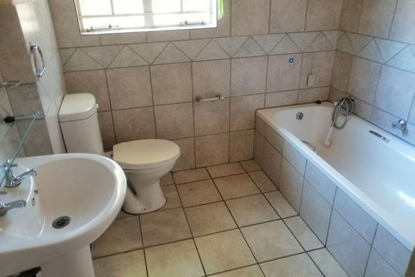 To Let 3 Bedroom Property for Rent in Moreleta Park Gauteng