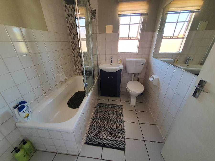 To Let 2 Bedroom Property for Rent in Meyersdal Gauteng