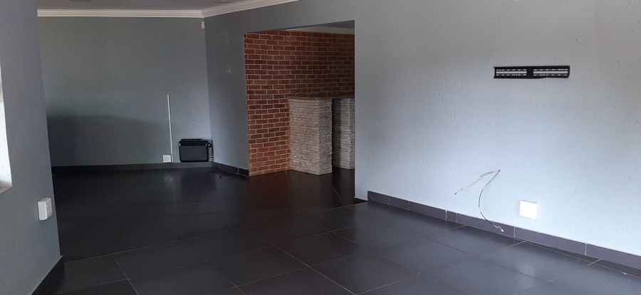 To Let 2 Bedroom Property for Rent in Rand Collieries Gauteng