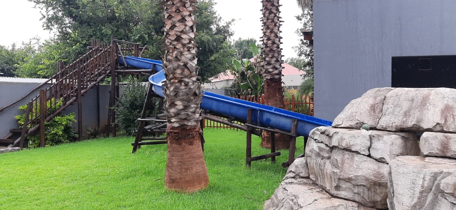 To Let 2 Bedroom Property for Rent in Rand Collieries Gauteng