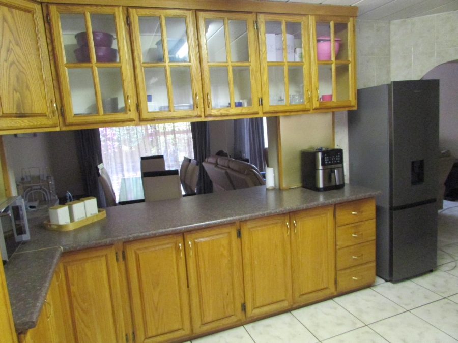 3 Bedroom Property for Sale in Westonaria Gauteng