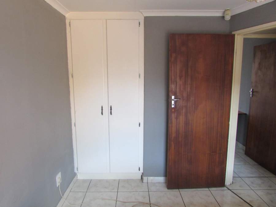 3 Bedroom Property for Sale in Westonaria Gauteng