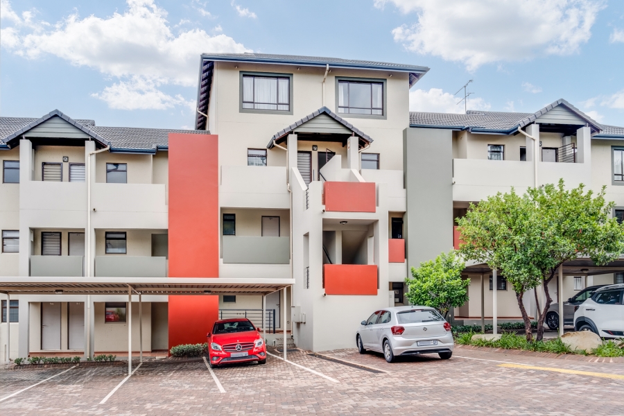 To Let 2 Bedroom Property for Rent in Beverley Gauteng