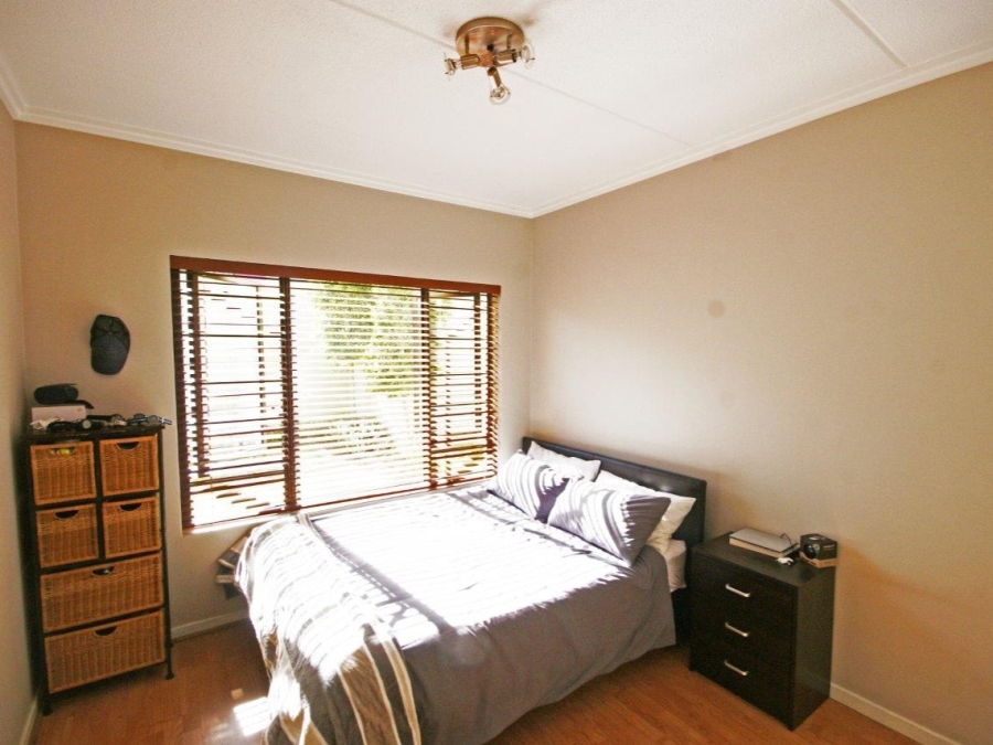 To Let 1 Bedroom Property for Rent in Bryanston Gauteng