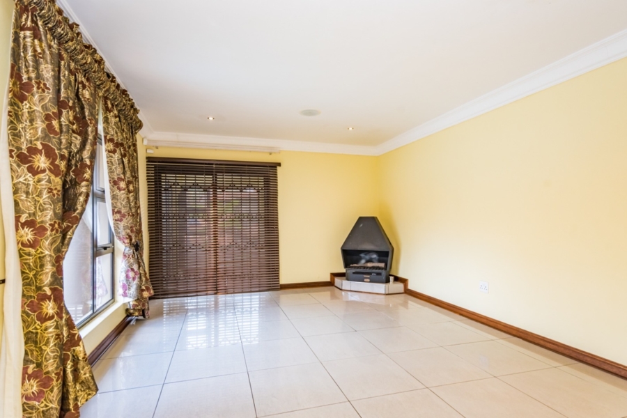 4 Bedroom Property for Sale in Chancliff Ridge Gauteng