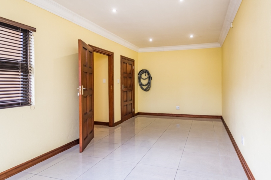 4 Bedroom Property for Sale in Chancliff Ridge Gauteng