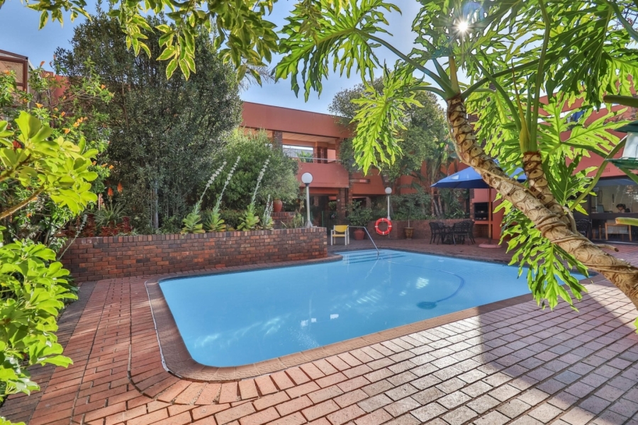 2 Bedroom Property for Sale in Rosebank Gauteng