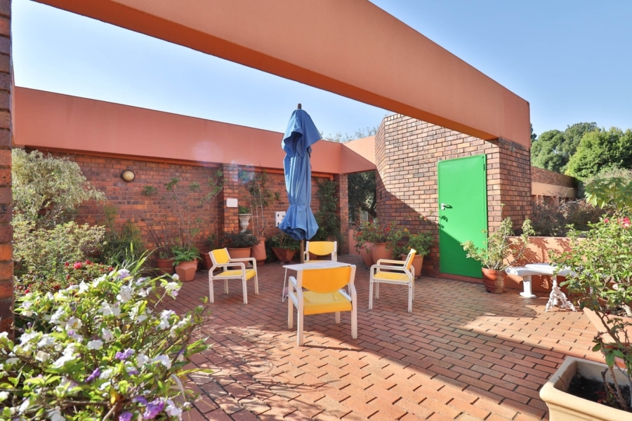 2 Bedroom Property for Sale in Rosebank Gauteng