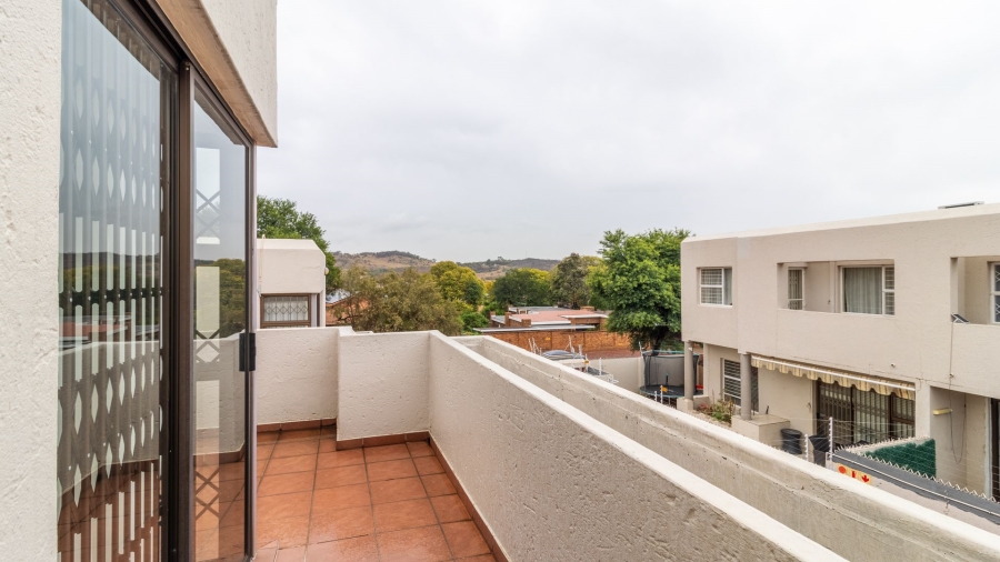 3 Bedroom Property for Sale in Glenvista Gauteng