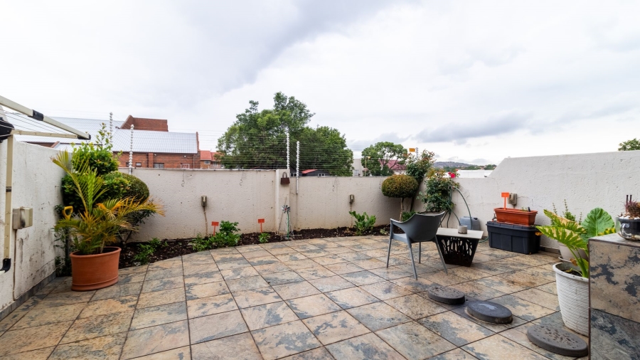 3 Bedroom Property for Sale in Glenvista Gauteng