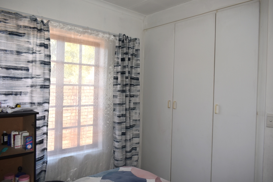 To Let 3 Bedroom Property for Rent in Equestria Gauteng