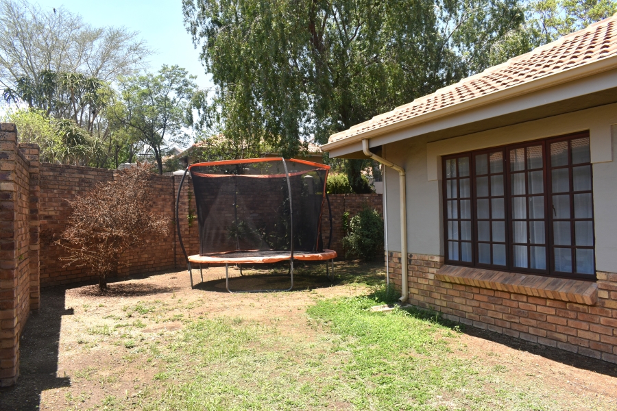 To Let 3 Bedroom Property for Rent in Equestria Gauteng