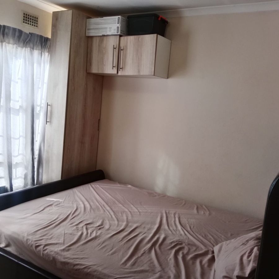 3 Bedroom Property for Sale in Clayville Gauteng