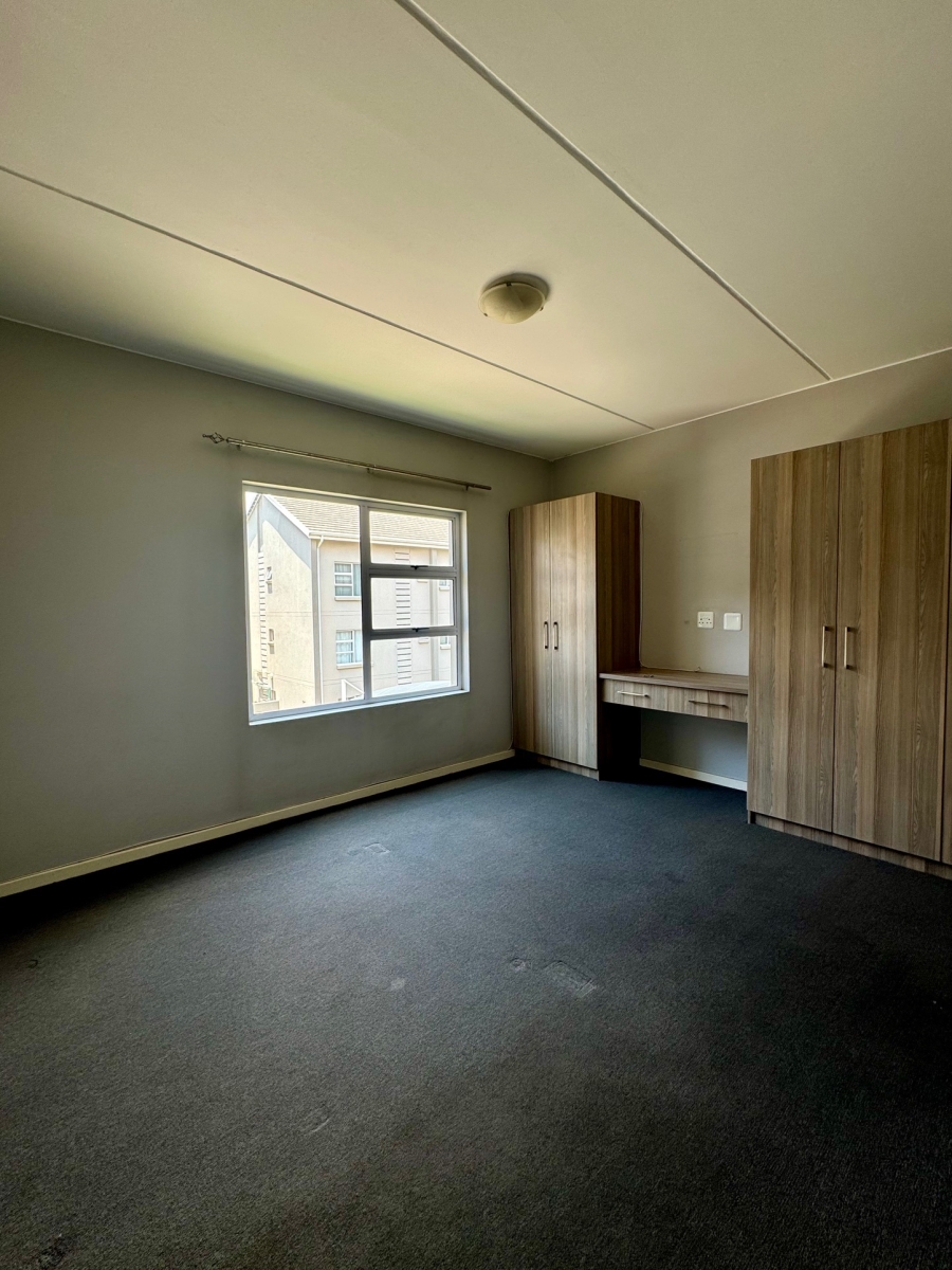 To Let 2 Bedroom Property for Rent in Blue Hills Gauteng