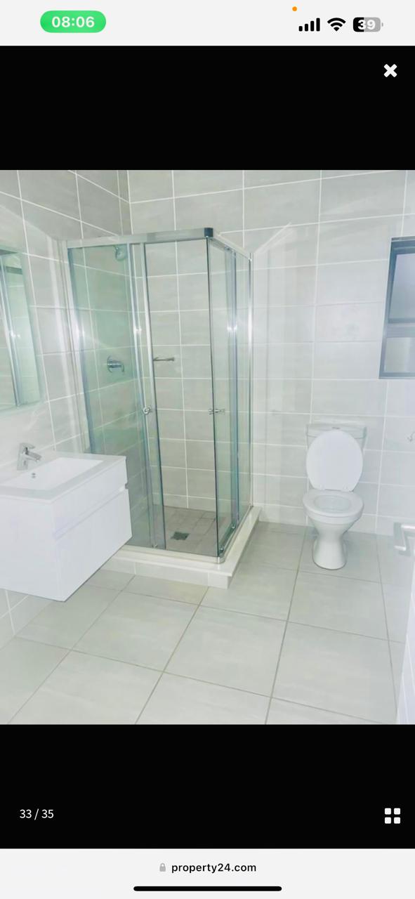 2 Bedroom Property for Sale in Waterfall Gauteng