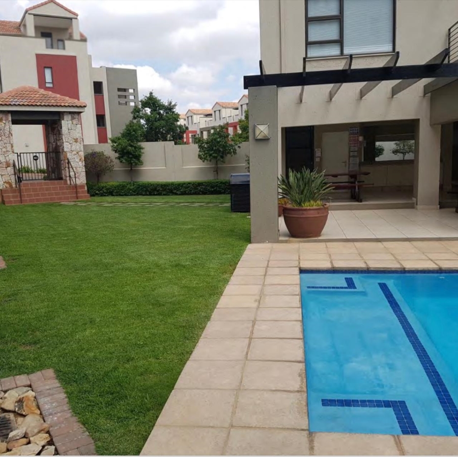 To Let 1 Bedroom Property for Rent in Sunninghill Gauteng