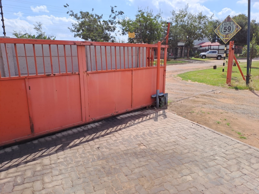 To Let commercial Property for Rent in Noldick Gauteng