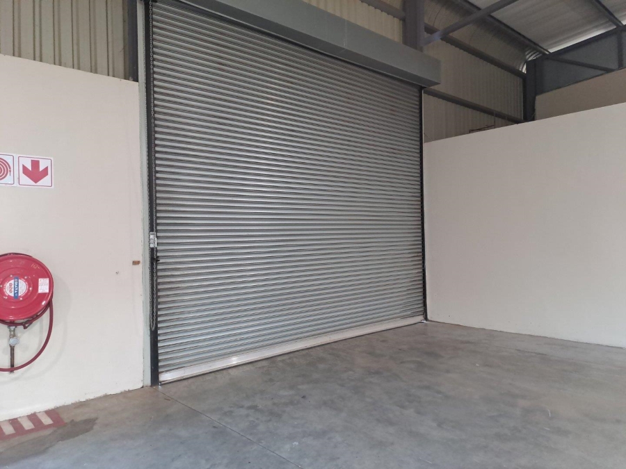 To Let commercial Property for Rent in Staalrus Gauteng