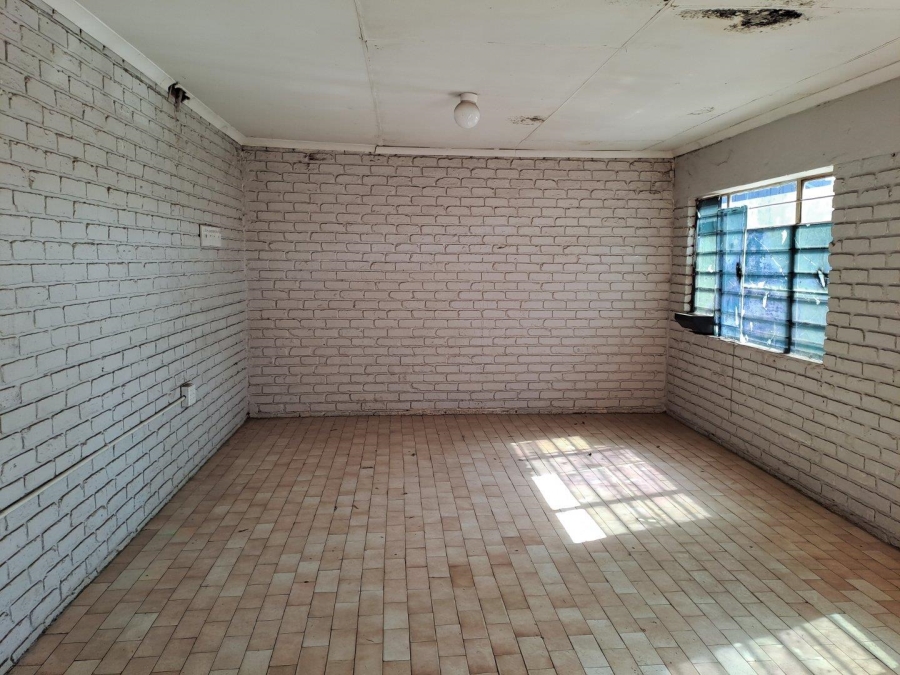 To Let commercial Property for Rent in Duncanville Gauteng