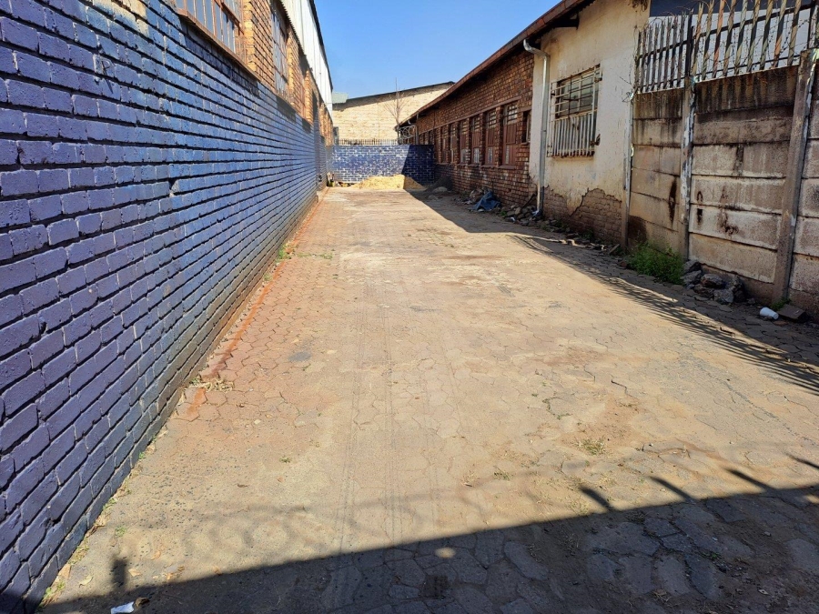 To Let commercial Property for Rent in Duncanville Gauteng