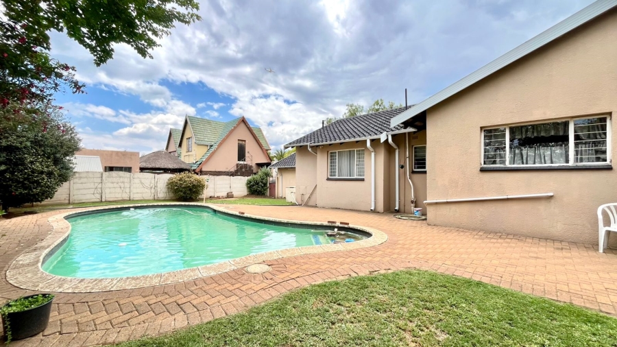 3 Bedroom Property for Sale in Freeway Park Gauteng