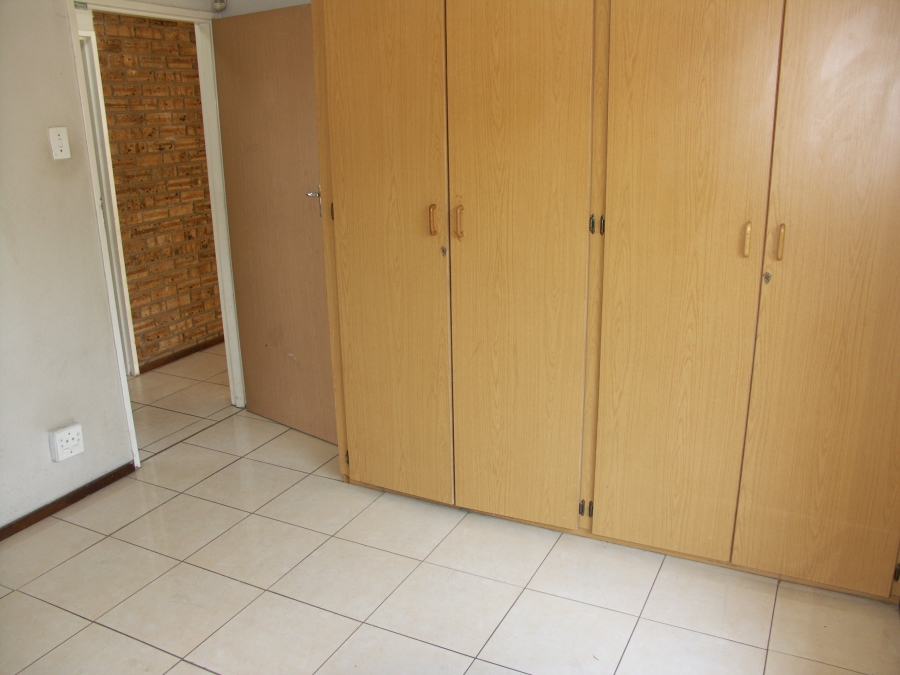 2 Bedroom Property for Sale in Krugersdorp North Gauteng