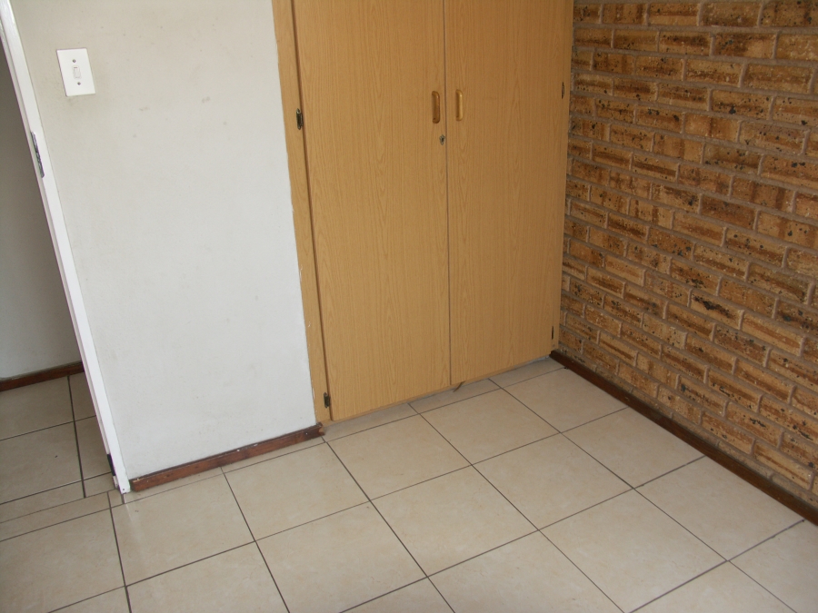 2 Bedroom Property for Sale in Krugersdorp North Gauteng