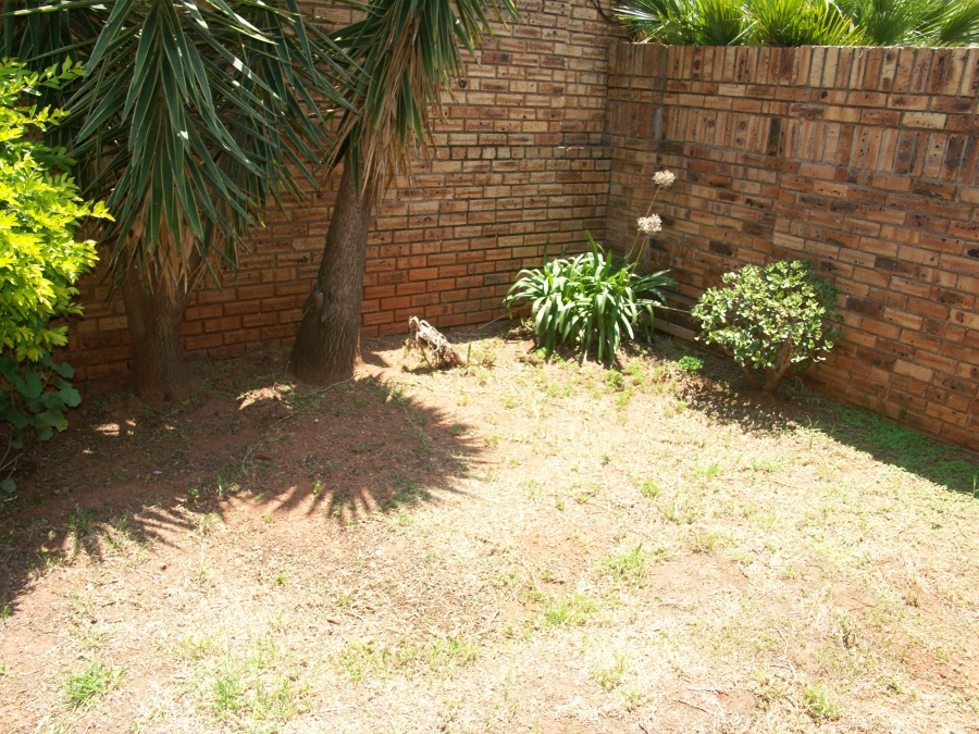 2 Bedroom Property for Sale in Krugersdorp North Gauteng