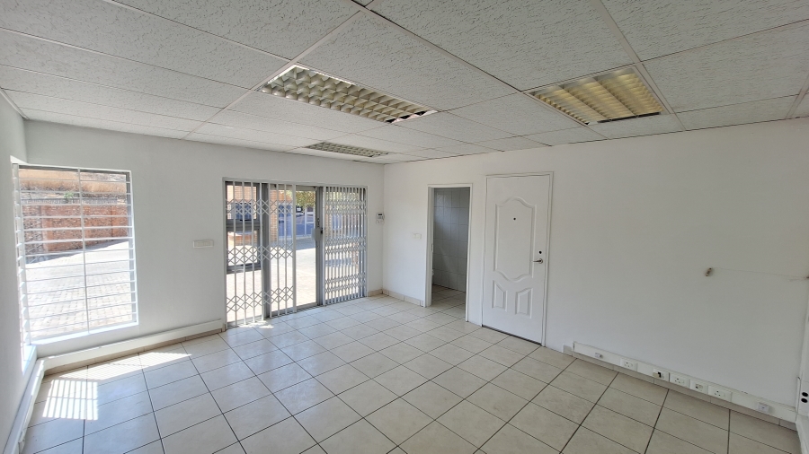 To Let commercial Property for Rent in North Riding Gauteng