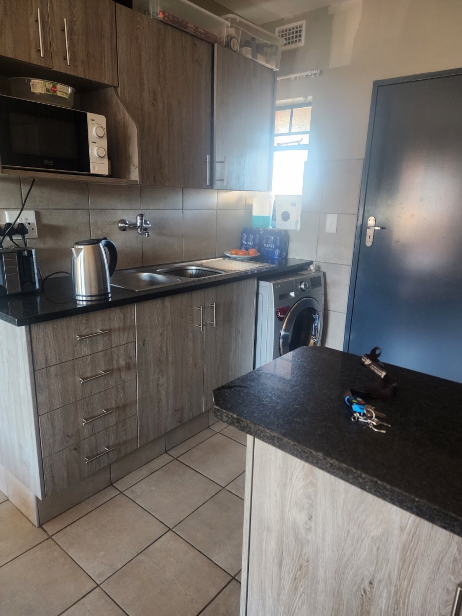 2 Bedroom Property for Sale in Montana Gauteng