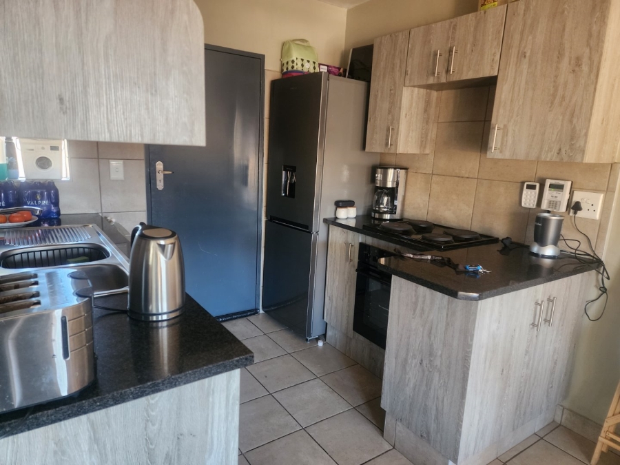 2 Bedroom Property for Sale in Montana Gauteng