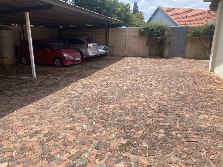 To Let 2 Bedroom Property for Rent in Elardus Park Gauteng