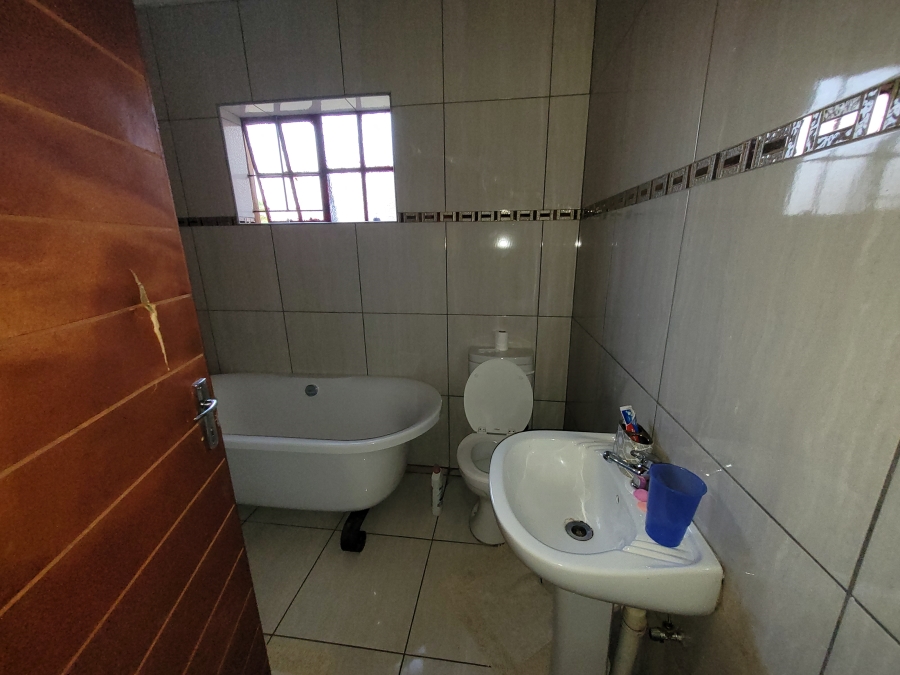 To Let 3 Bedroom Property for Rent in Doornpoort Gauteng