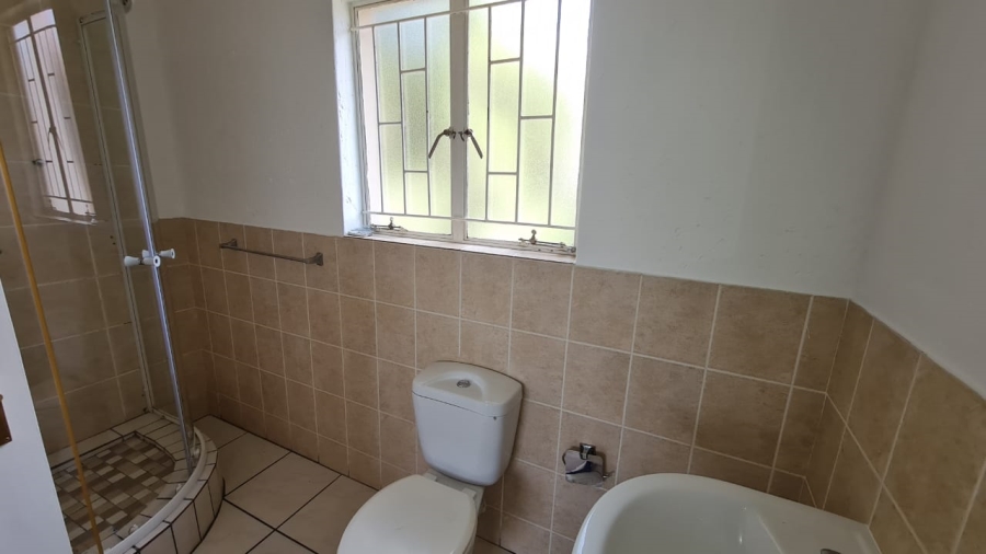 To Let 2 Bedroom Property for Rent in Greenstone Hill Gauteng