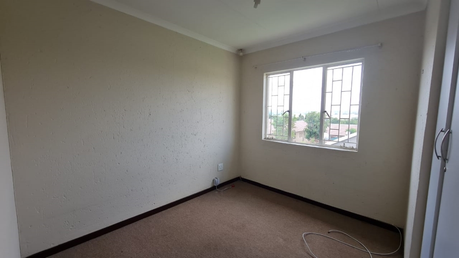 To Let 2 Bedroom Property for Rent in Greenstone Hill Gauteng