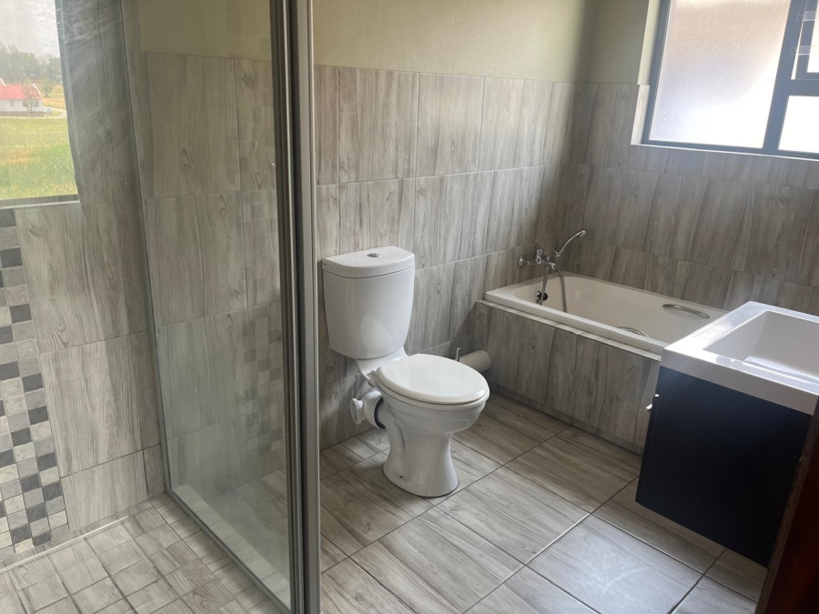 2 Bedroom Property for Sale in Noordwyk Gauteng