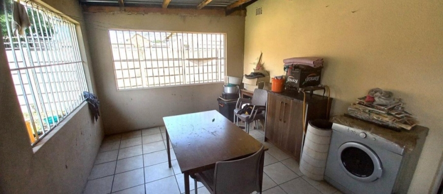 3 Bedroom Property for Sale in Mackenzie Park Gauteng