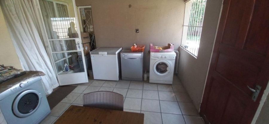 3 Bedroom Property for Sale in Mackenzie Park Gauteng