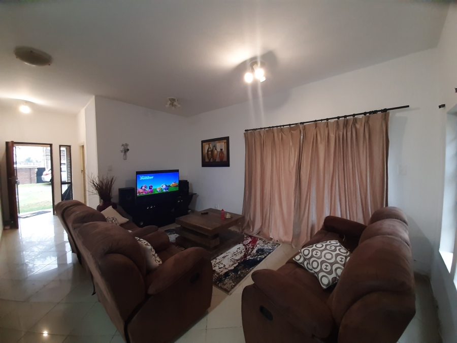 3 Bedroom Property for Sale in Abbotsford Gauteng