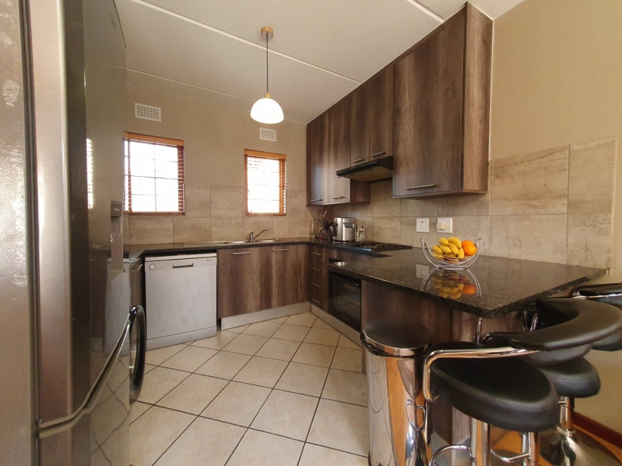 2 Bedroom Property for Sale in Paulshof Gauteng