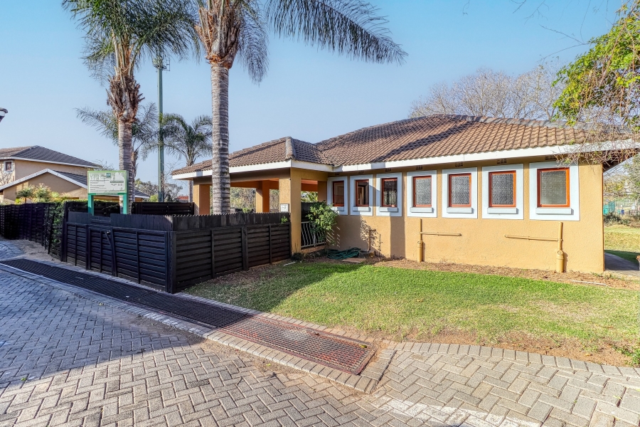 2 Bedroom Property for Sale in Paulshof Gauteng