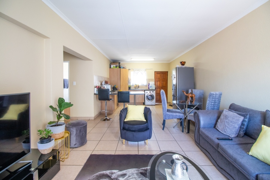 2 Bedroom Property for Sale in Pomona Gauteng