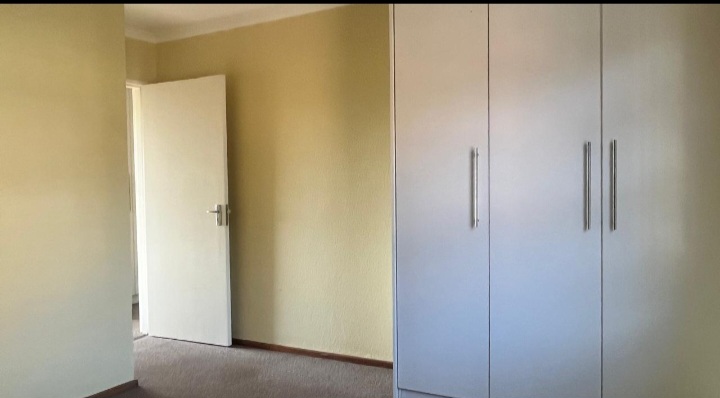 To Let 2 Bedroom Property for Rent in Kensington Gauteng