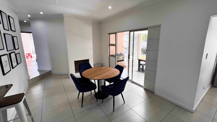 3 Bedroom Property for Sale in Magaliessig Gauteng